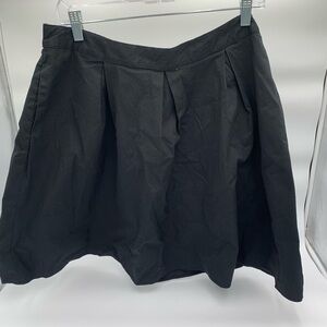 a.n.d eway Women's Pleated Black Skorts Size L